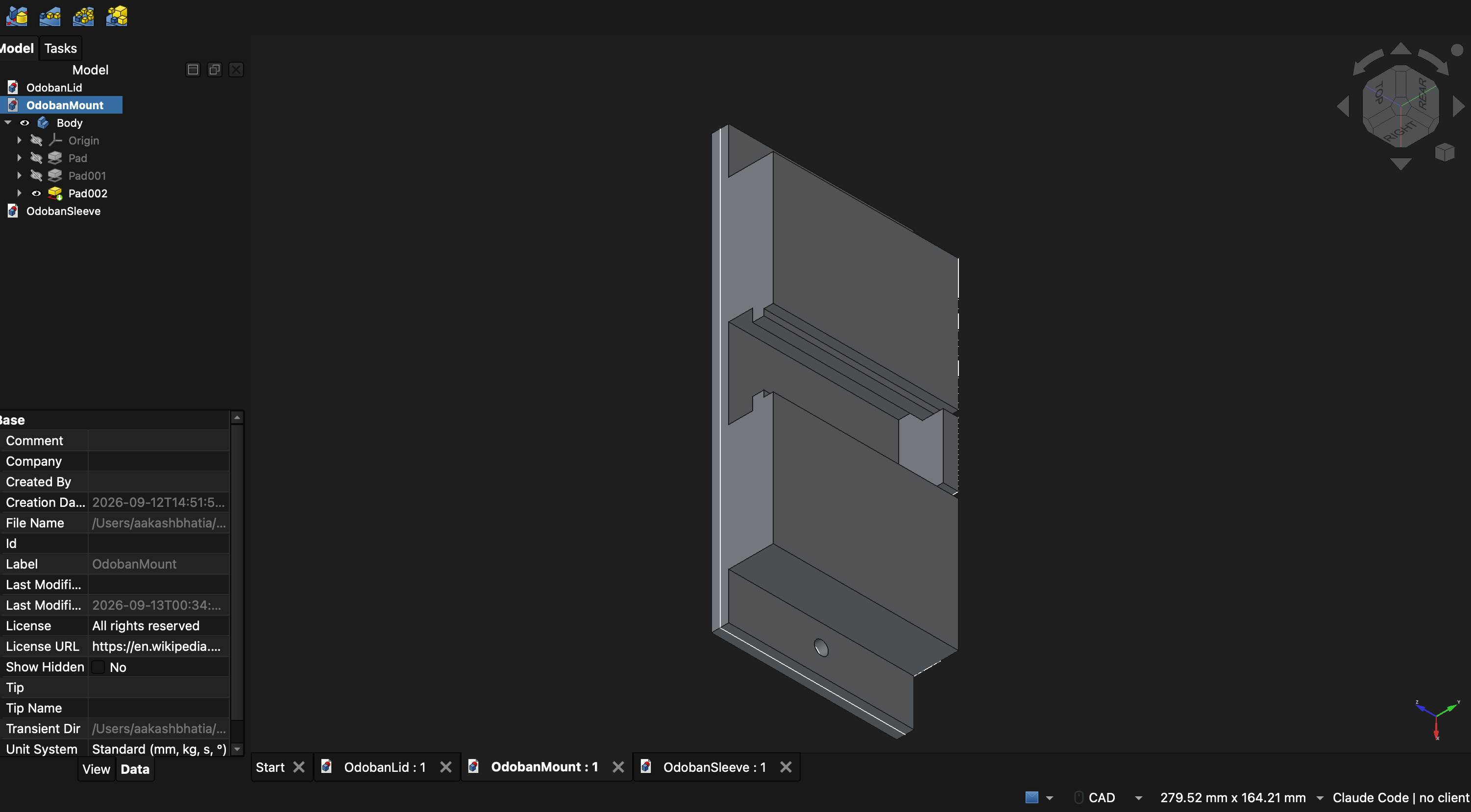 Wall mount model in FreeCAD showing the tongue slot and screw hole